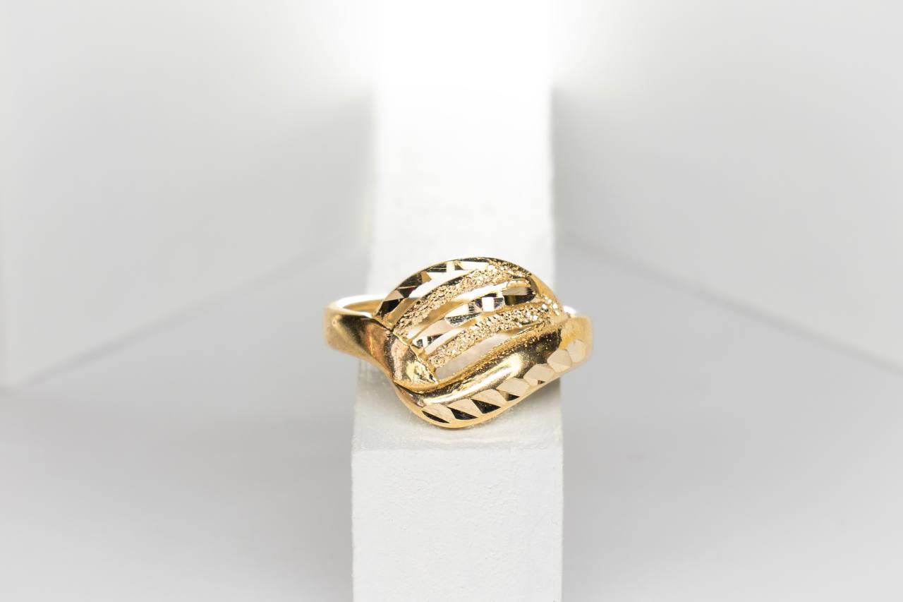 IMG_20250324_201016_815 انگشتر طلاروس زنانه کاملا مشابه طلا کد 2032 - Image 1