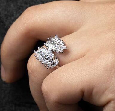 IMG_20250326_040702_921 انگشتر مینیمال دخترانه مدل نگین دار نقره ای - Image 1